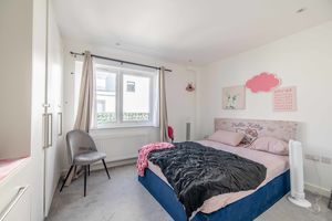 Photo 1- click for photo gallery